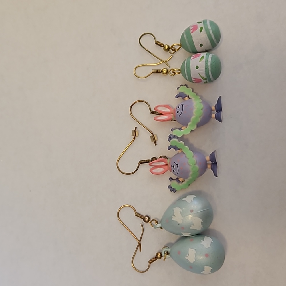 Easter Earrings Lot 3 Pairs Peanut M&M Eggs Bunnies Bunny Rabbit Flowers Dangle
